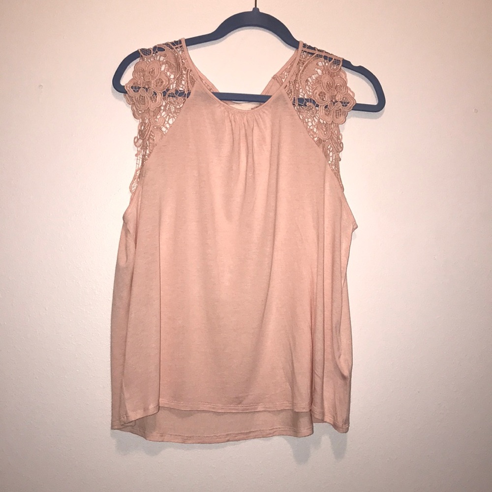 Peach sleeveless shirt never worn